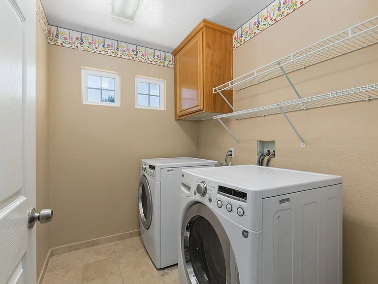 43493 Dodaro Dr — Photo 28