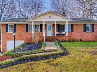 2516 Weymoth Rd, Winston Salem, NC 27103