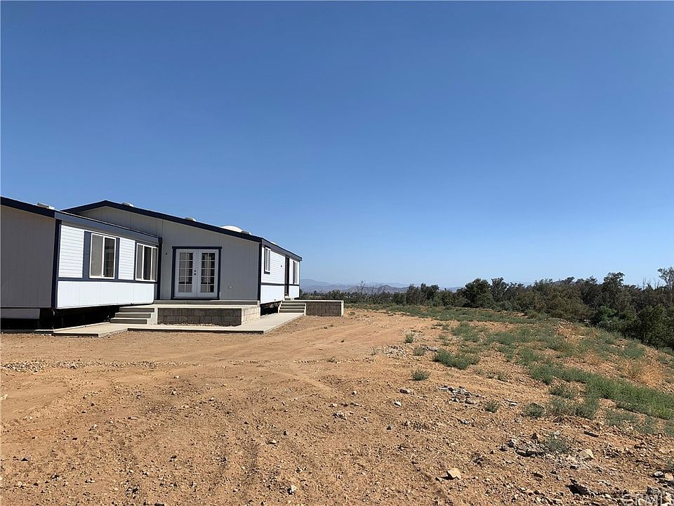 1st image of 21759 Zelma Dr
