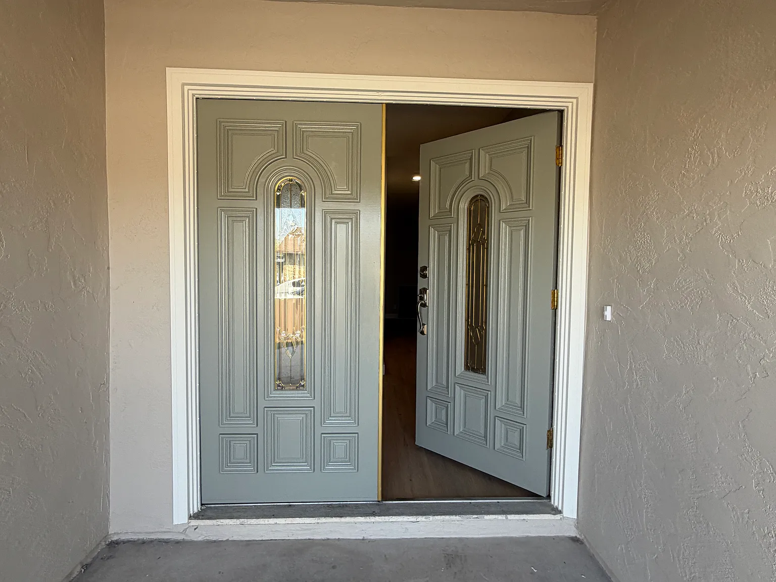 4 bed, 1345 sqft, $4,400 — Photo 3
