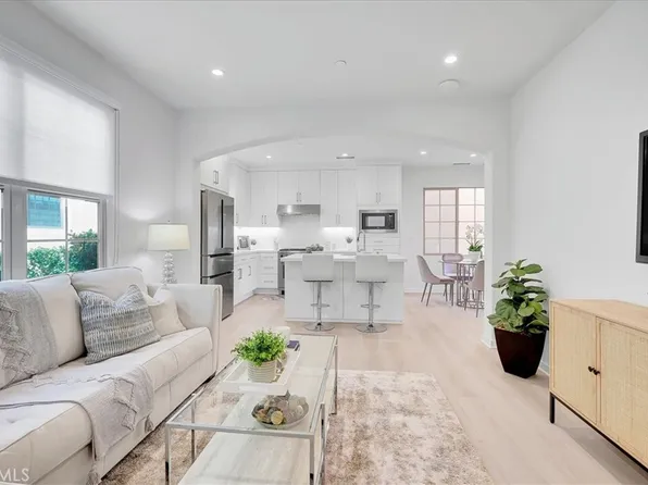 119 Elkhorn, Irvine, CA 92618