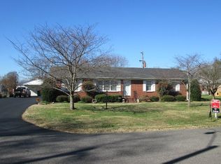 301 Rose Ln, Hopkinsville, KY 42240