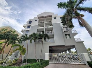 2642 Collins Ave APT 305, Miami Beach, FL 33140