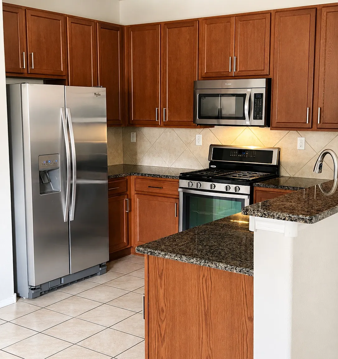 4 bed, 1952 sqft, $3,500 — Photo 2
