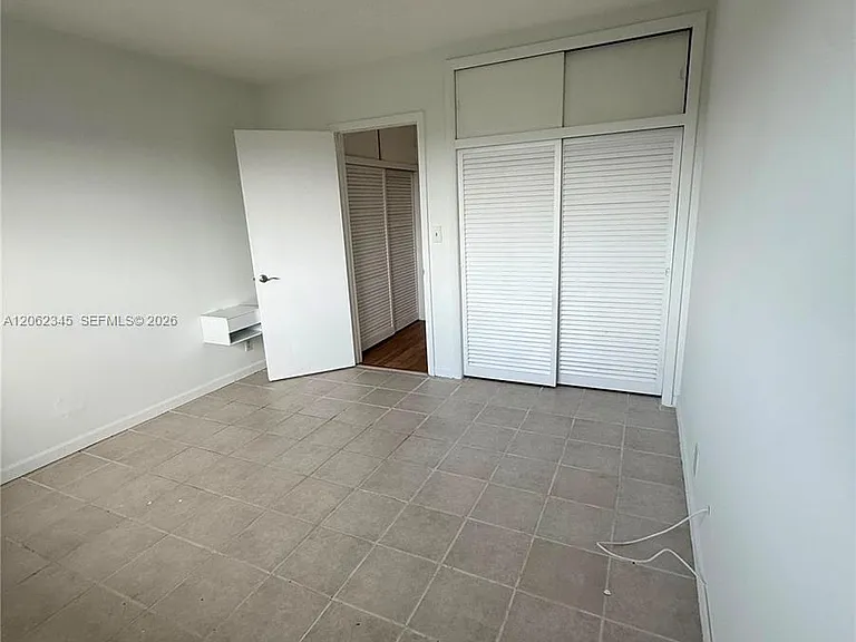 1021 Crystal Lake Dr #304 — Photo 9