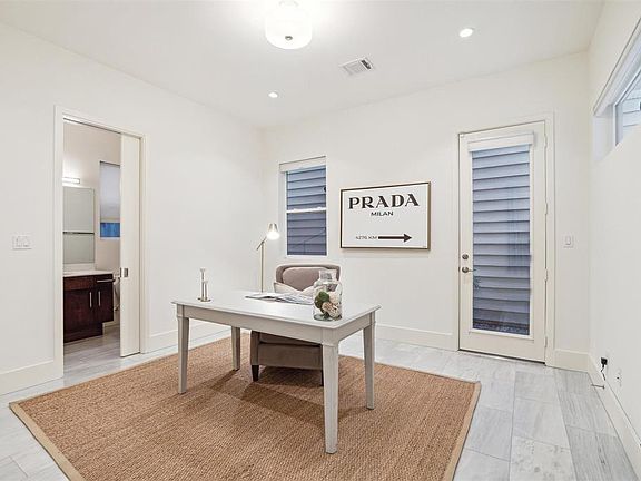 2nd image of 1811 Branard Street #B