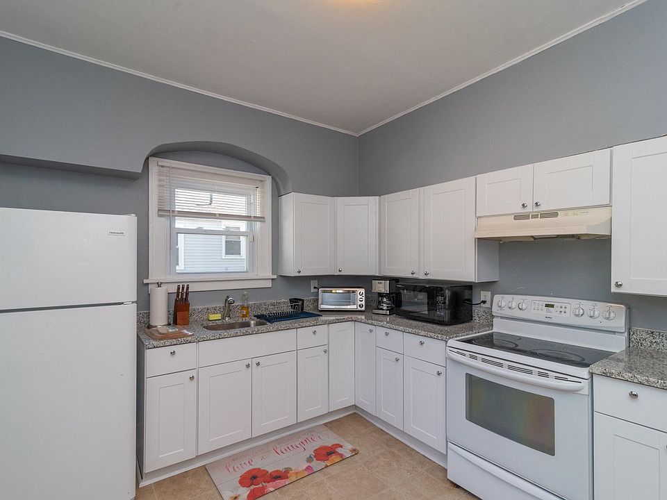 1st image of 436 W California Ave