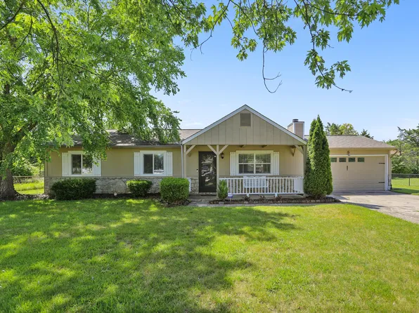 8319 Castle Farms Rd, Indianapolis, IN 46256