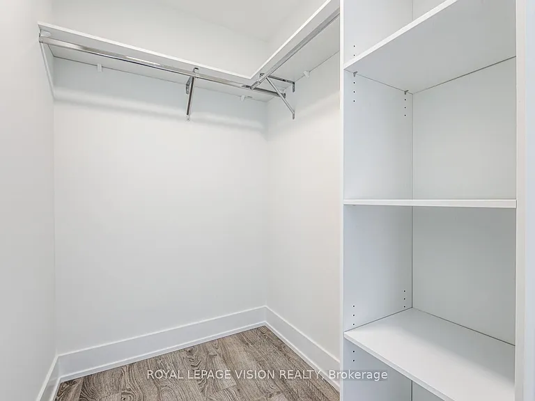 858 Dupont St #604 — Photo 20