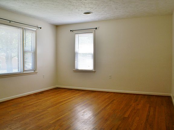 Large Living Room - hardwood