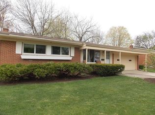 768 Knollwood Ct, Saline, MI 48176