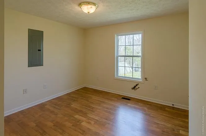 112 Bellvue Dr — Photo 5