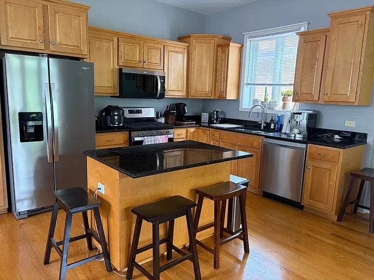 6833 W Devon Ave #2 — Photo 5