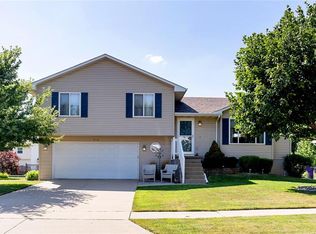 3114 SE Cherry Blossom Dr, Ankeny, IA 50021