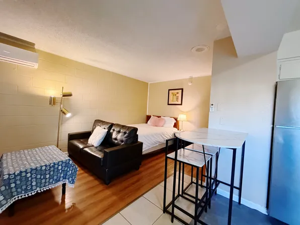 1220 W Florida Ave #201, Hemet, CA 92543