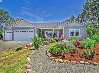 3713 Colonial Rd, Roseburg, OR 97471