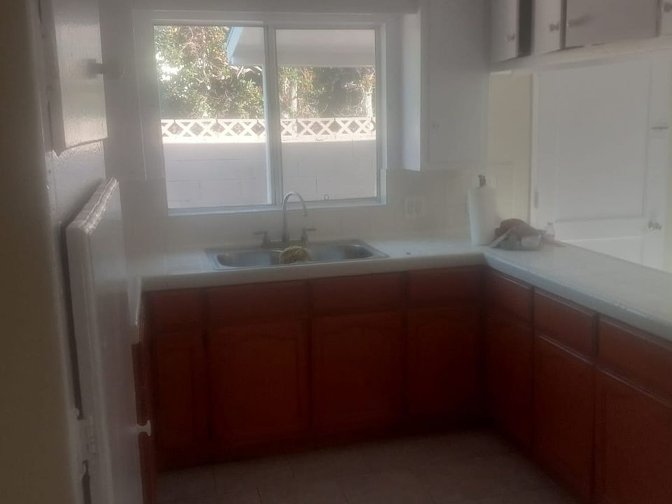 1st image of 4107 E Live Oak St