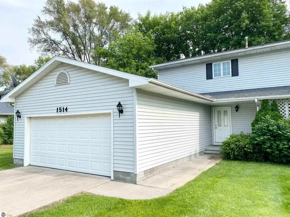 1514 E Gaylord St, Mount Pleasant, MI 48858