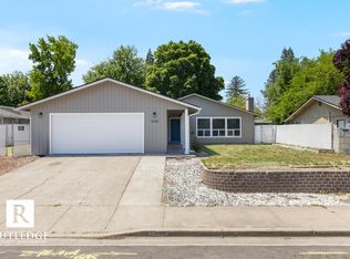 1342 Sequoia Cir, Medford, OR 97501