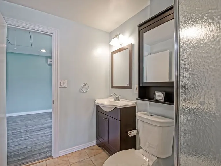 2404 Sebald Ave — Photo 50