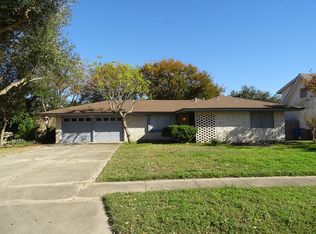 1124 Orion Dr, Portland, TX 78374