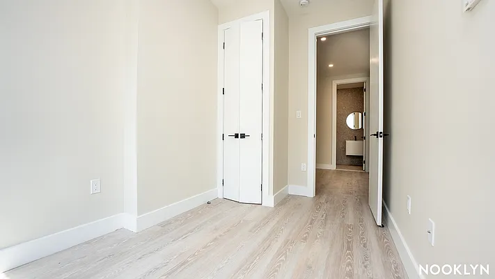 Rented by Nooklyn NYC LLC | media 13