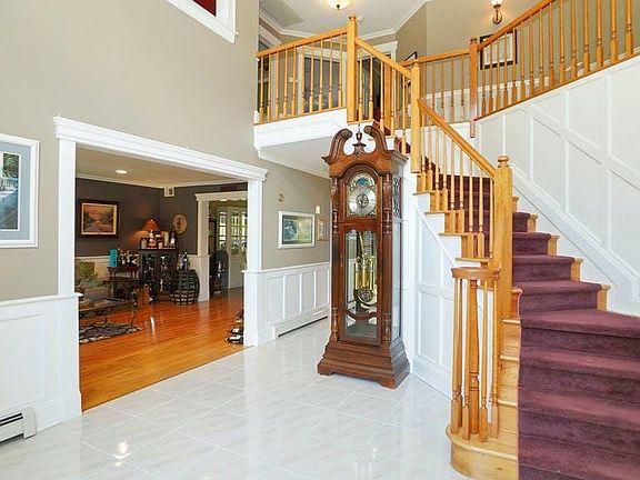 5th image of 38 Pheasant Run Ln