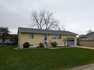 328 N Mill St, Decorah, IA 52101