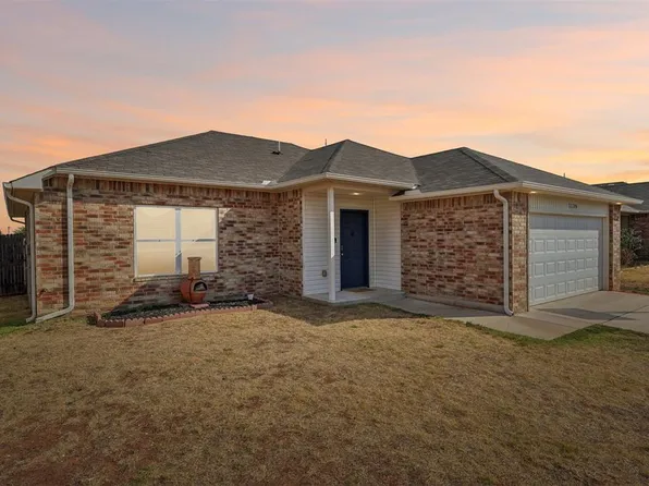 11105 NW 98th St, Yukon, OK 73099