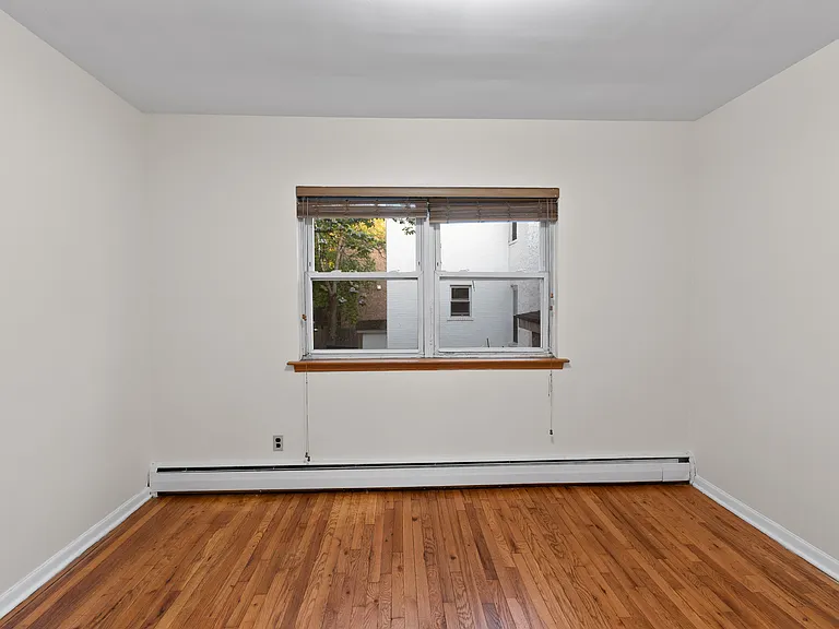 239 Crescent Ln #1 — Photo 10