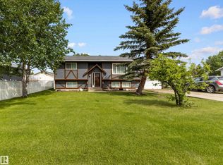5121 52nd St, Wabamun, AB T0E2K0