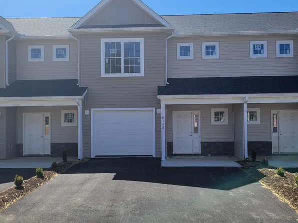 6140 Warren Newcomb Dr, Radford, VA 24141