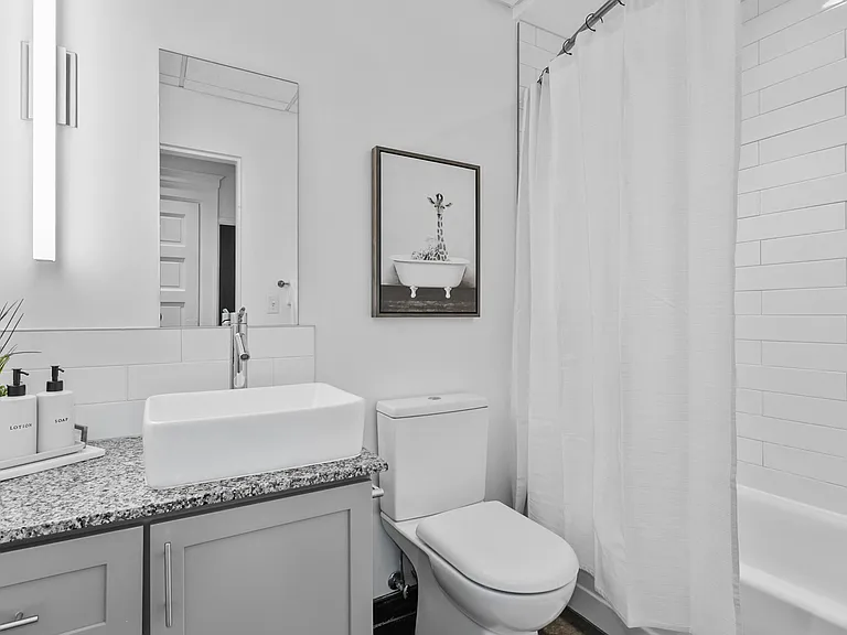 West Side Lofts — Photo 7