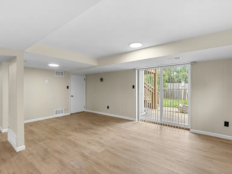378 Novara Dr — Photo 21