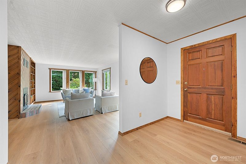 5th image of 2438 N Bakerview Park Drive