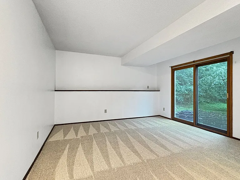 7680 Silver Lake Rd #7680 — Photo 18