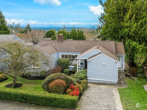 4531 Stanford Avenue NE, Seattle, WA 98105