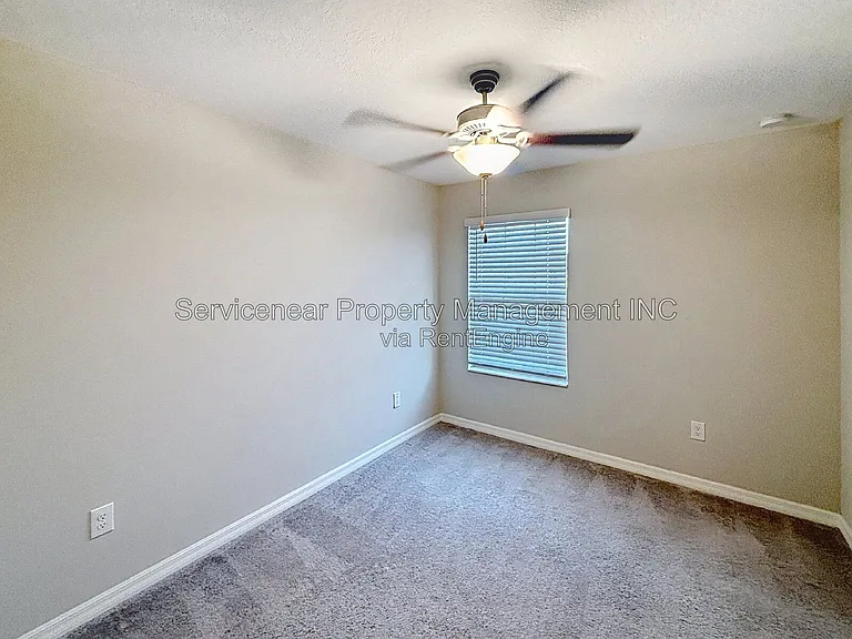 9528 Pembrooke Pines Dr — Photo 17