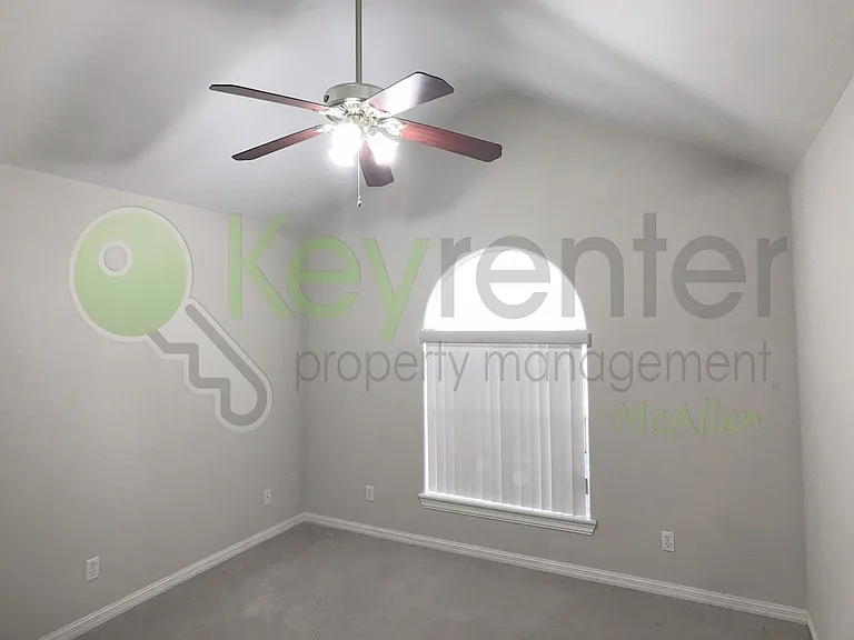 1918 Fawn Cir — Photo 19