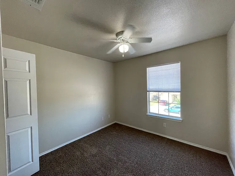 5730 Golf Hts #1 — Photo 19