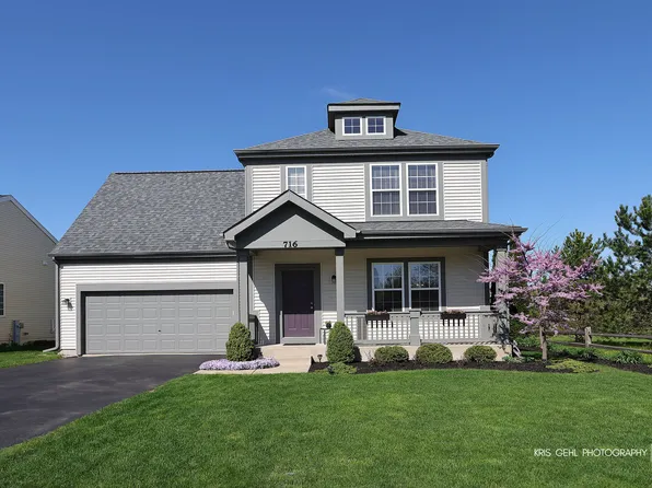 716 S Winchester Dr, Round Lake, IL 60073