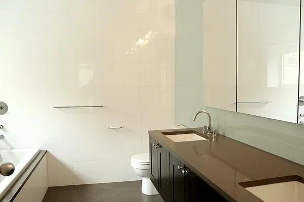 Rented by Level Group | media 50