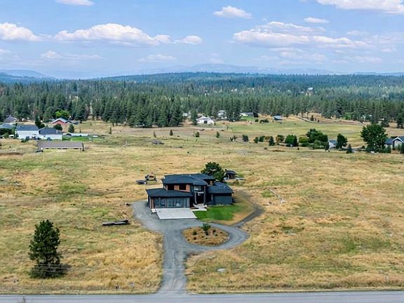 4th image of 8250 W Mission Rd