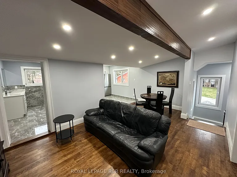 6222 Yonge St #2 — Photo 5