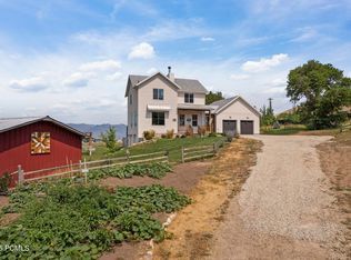 4611 S Cove Ln, Daniel, UT 84032