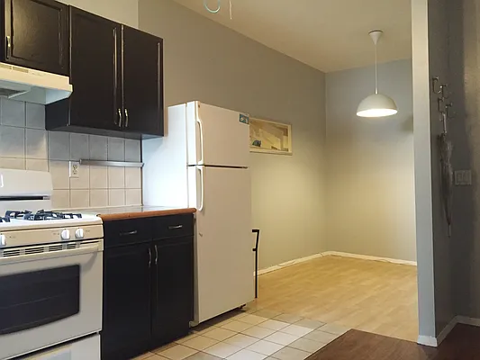 Rented by In Haus LLC | media 8