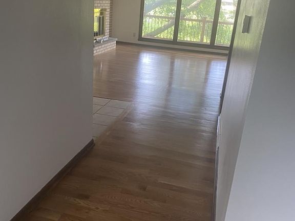 View entry to living room