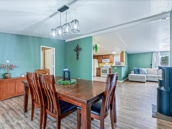 2831 S Sunland Vis, Tucson, AZ 85713