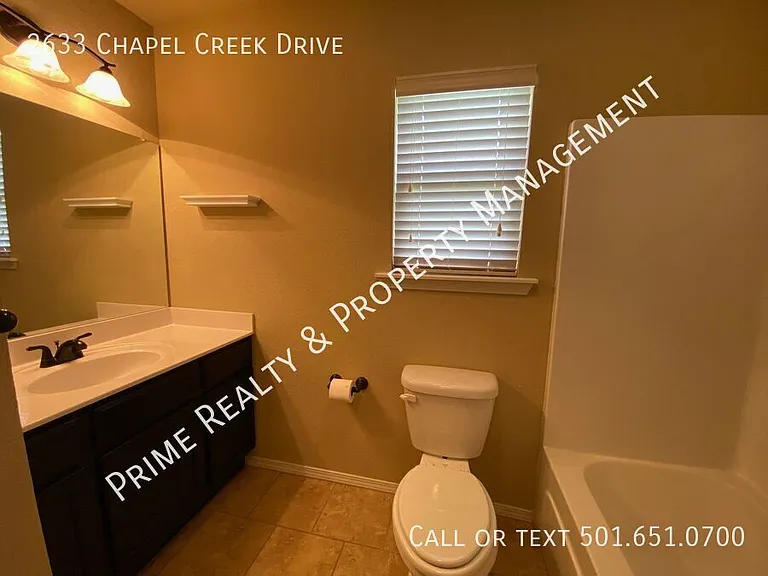 2633 Chapel Creek Dr — Photo 10