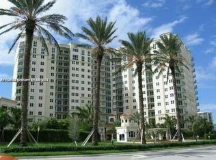 19900 E Country Club Dr APT 718, Aventura, FL 33180